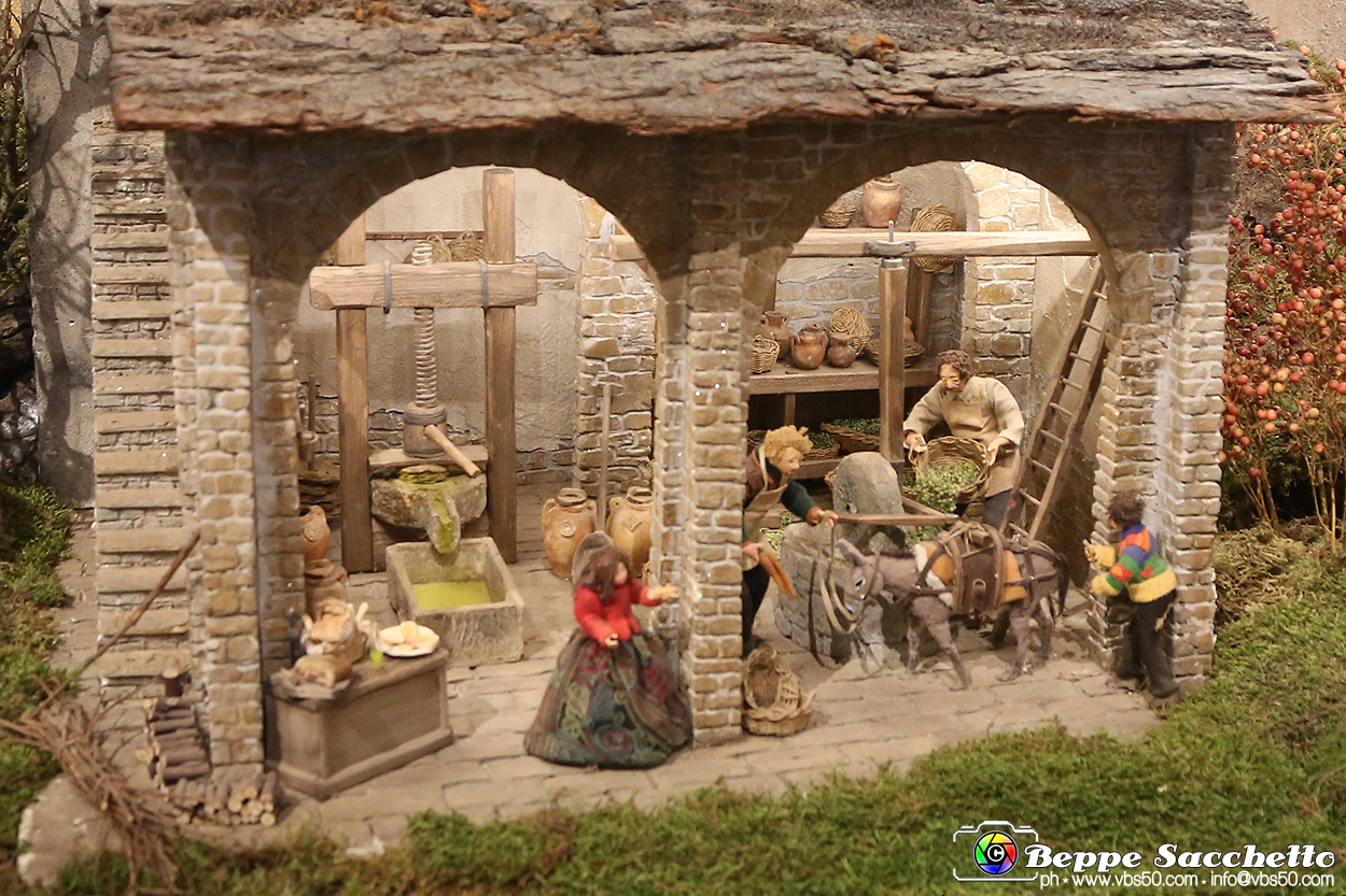 VBS_7489A - Abbazia di Vezzolano - Presepe artistico di Anna Rosa Nicola.jpg